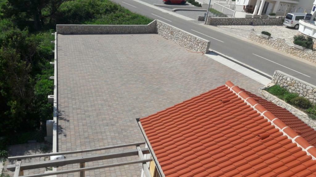 Apartmani Luna Novalja Eksteriør bilde